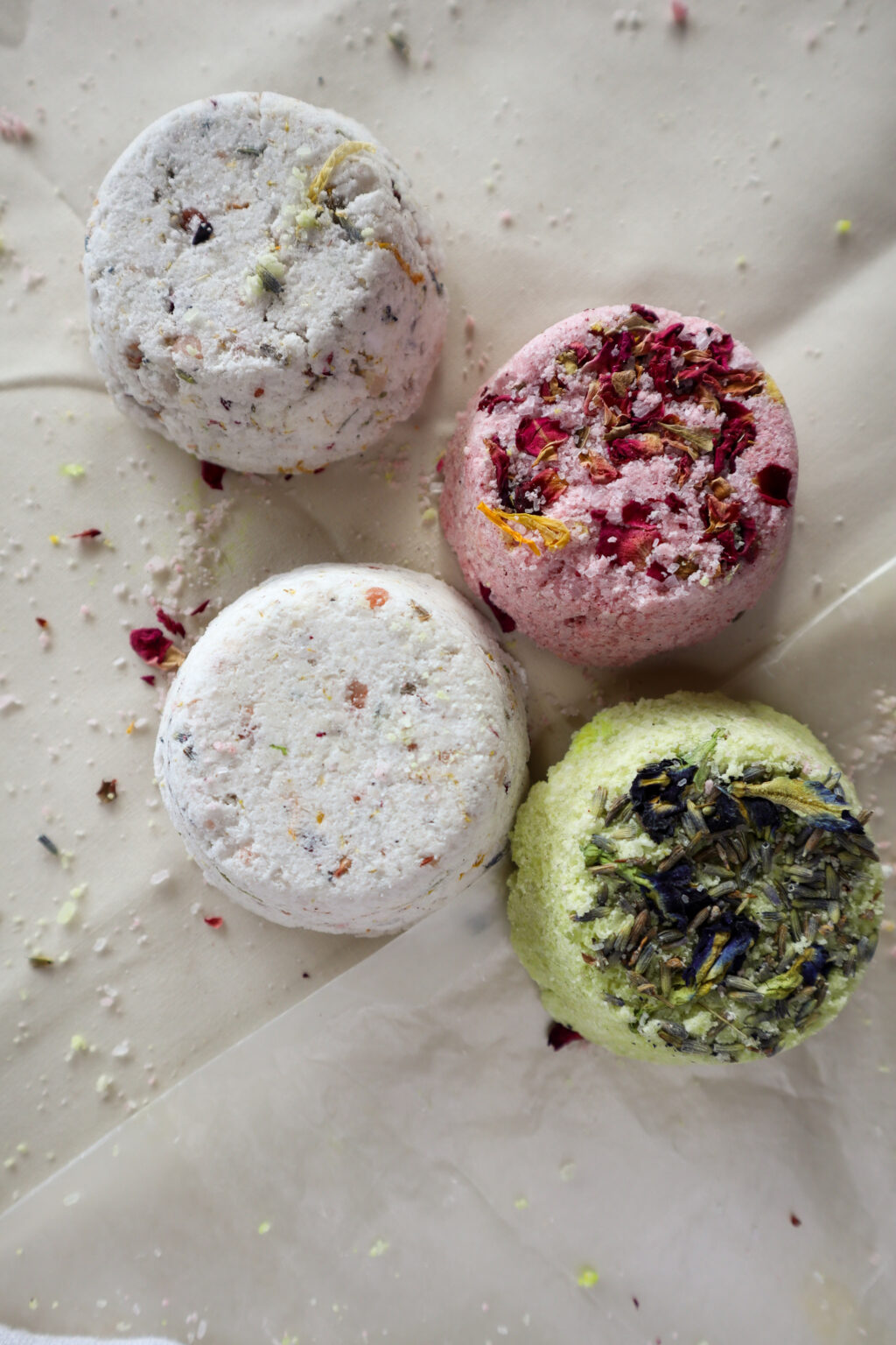 Little Furrow Easy DIY Bath Bombs Recipe little-furrow-easy-diy-bath-bombs-recipe